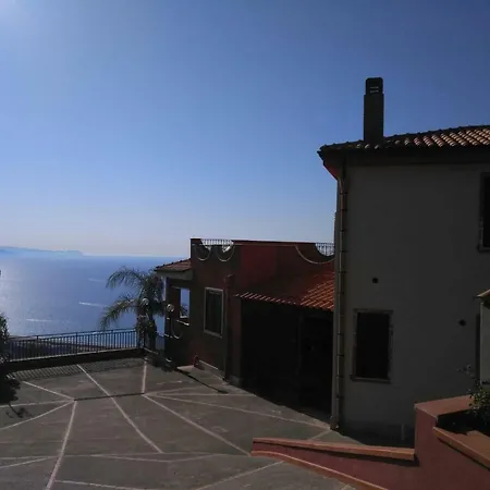Cefalu' Willa